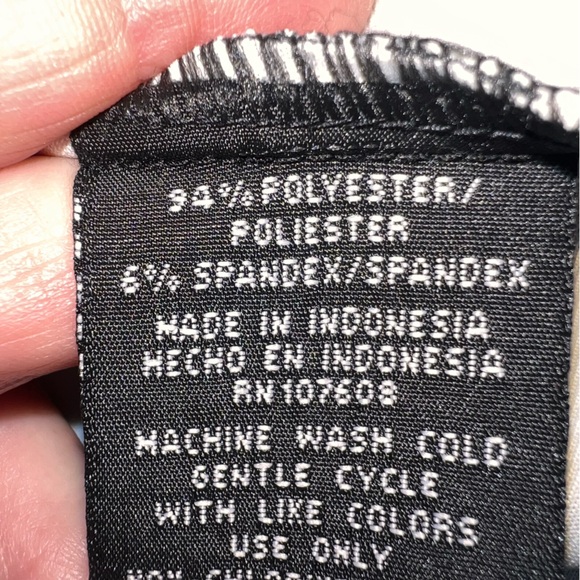 R&K Cap Sleeve Black White Dress Size 16 Stretch Flourish Damask - Picture 7 of 9